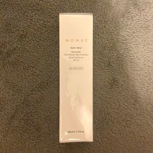Monat- Sun Veil